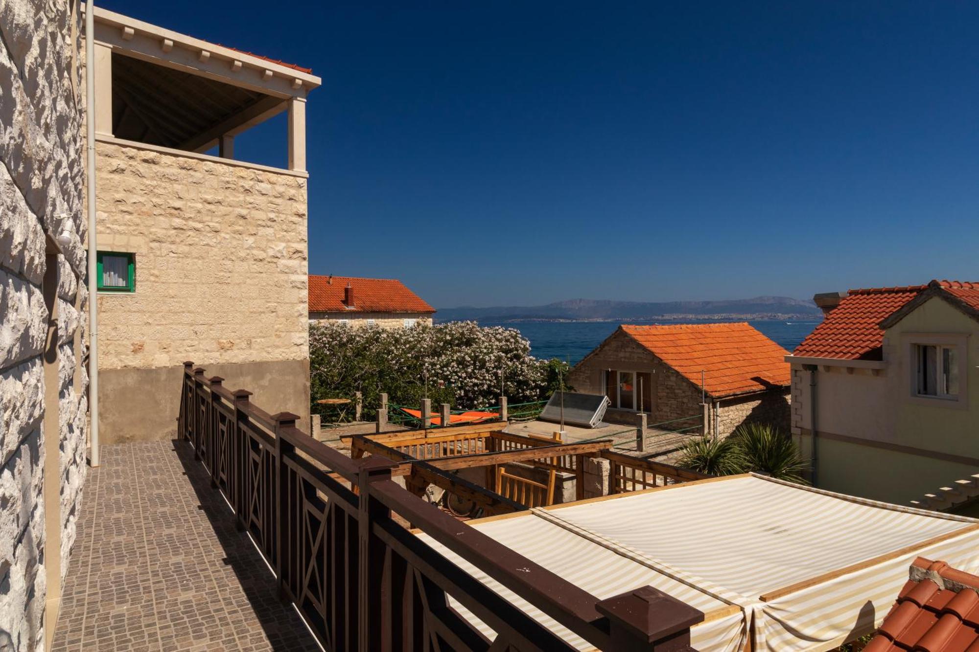 Taverna & Rooms Sutivan Exterior foto