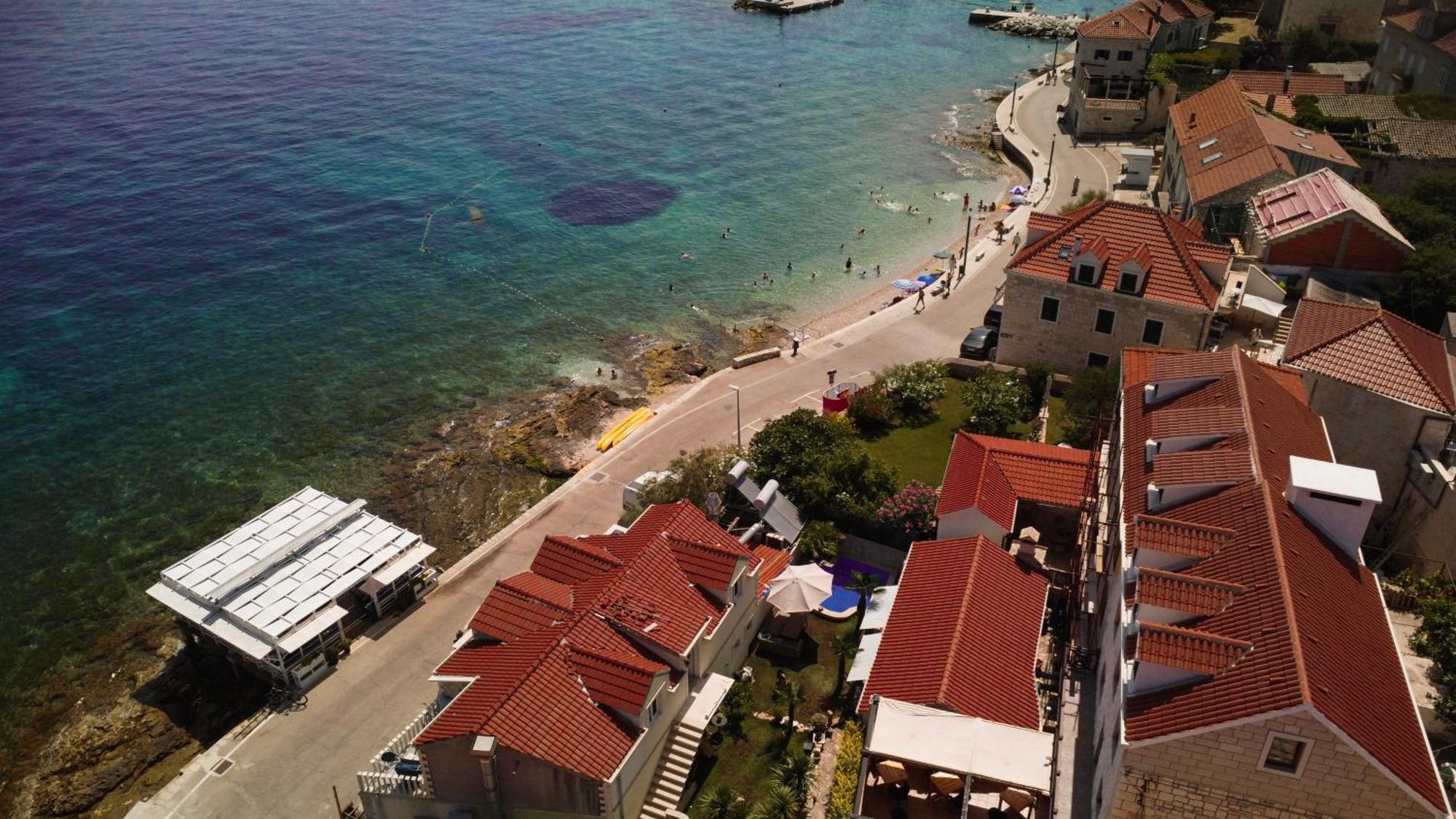 Taverna & Rooms Sutivan Exterior foto