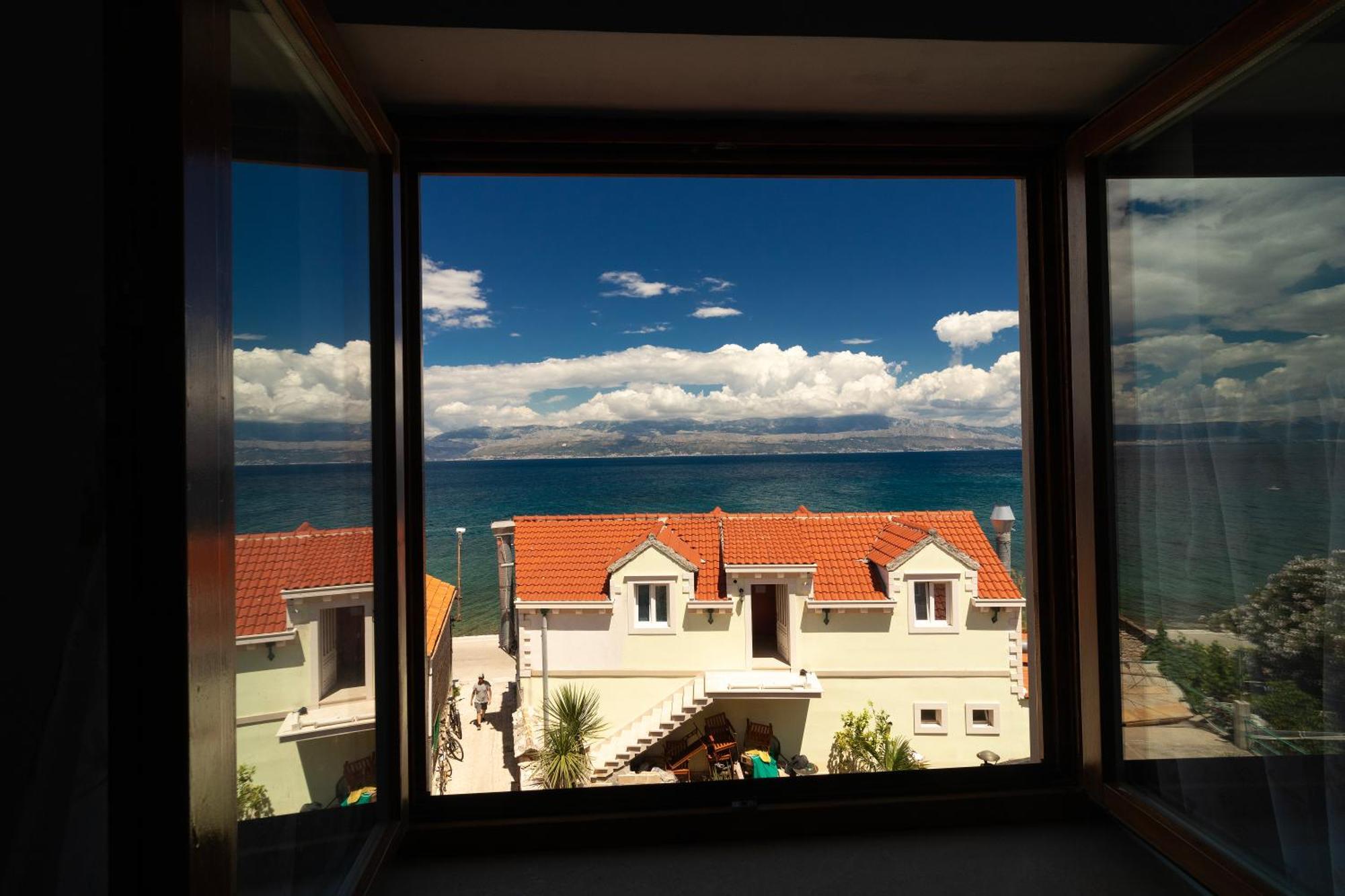 Taverna & Rooms Sutivan Exterior foto